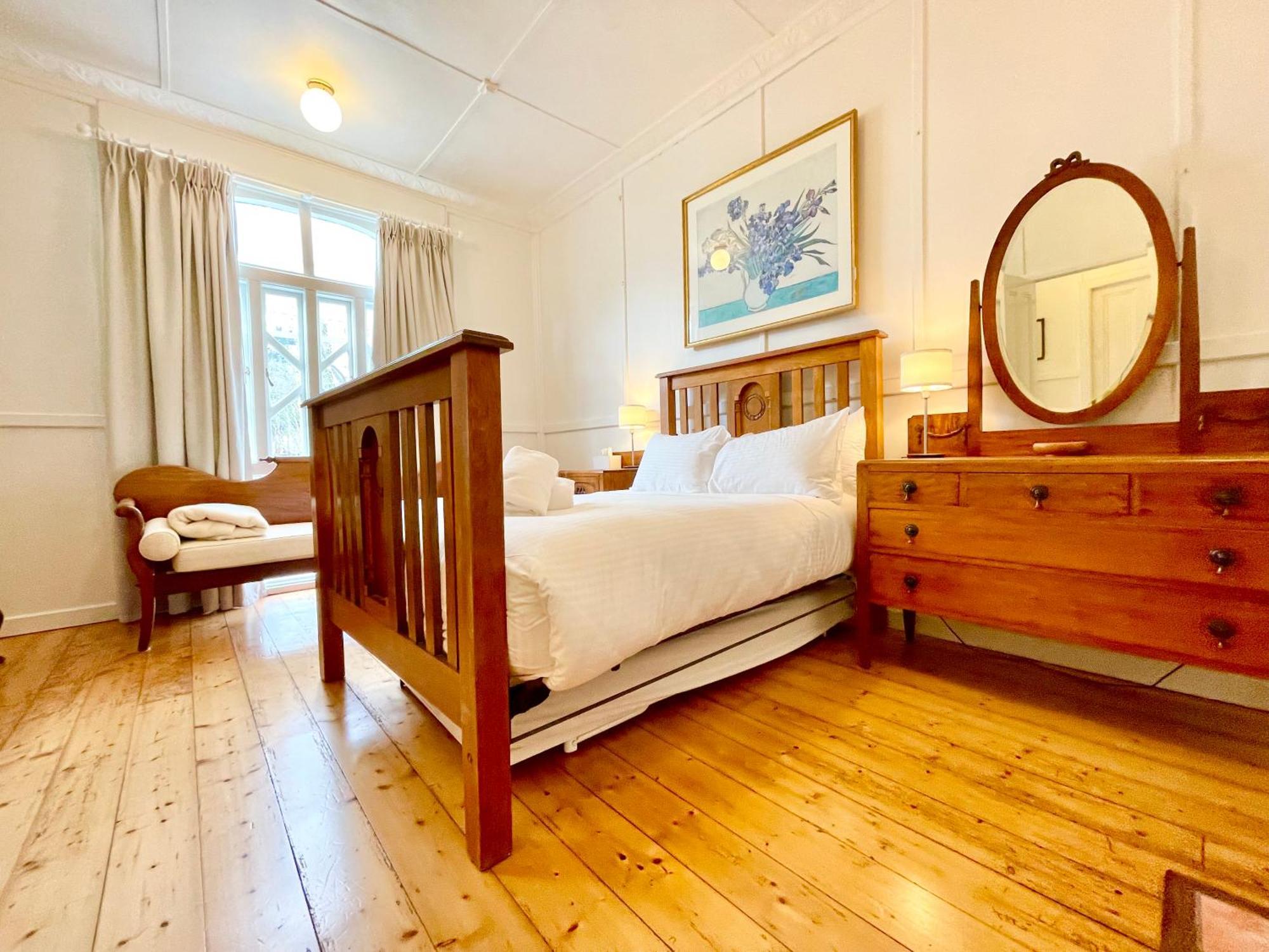 Plum Blossom Holiday home *